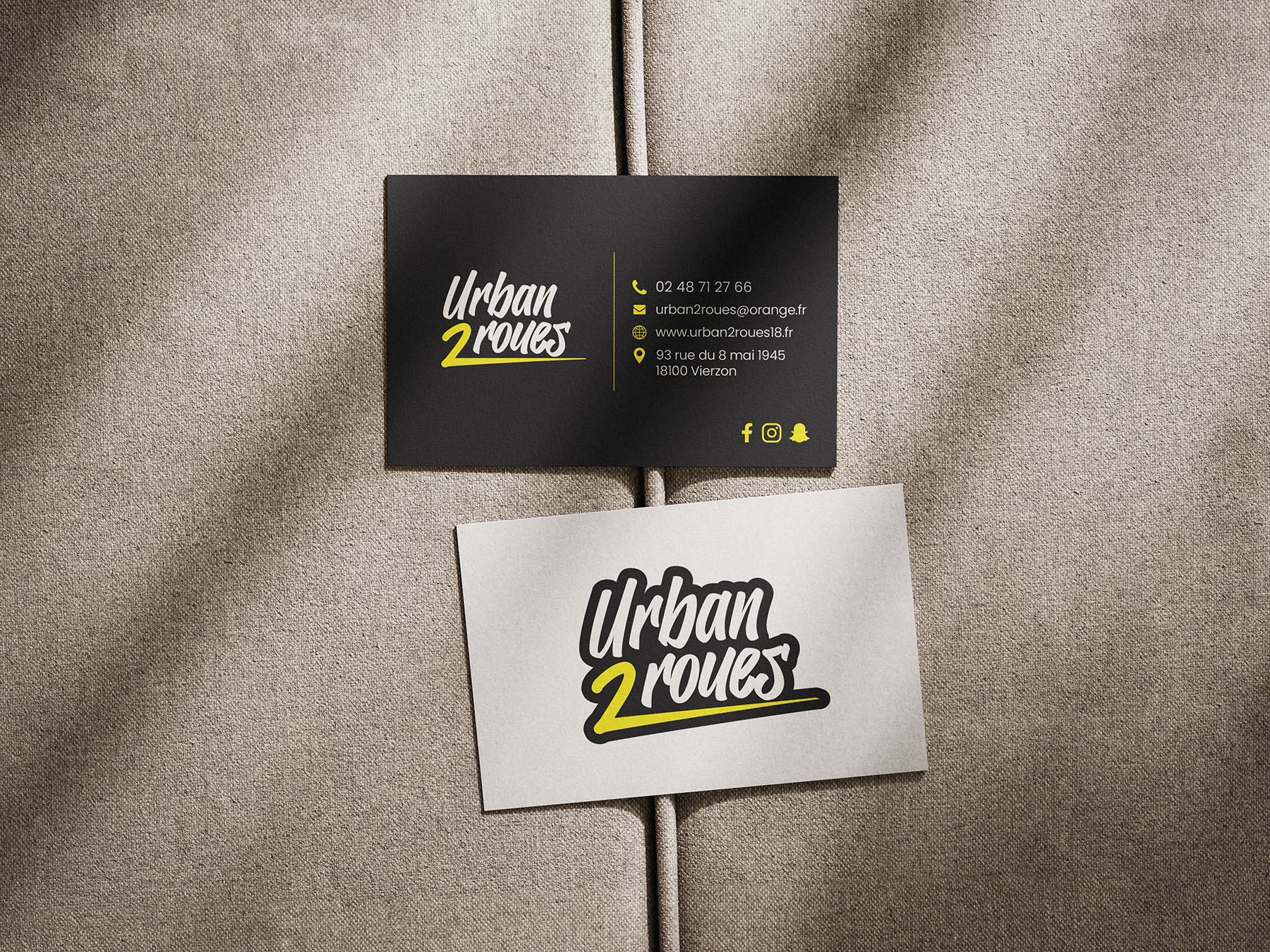 création carte de visite cv infographiste identité visuelle branding indépendant freelance Graphiste Bordeaux creation sur mesure