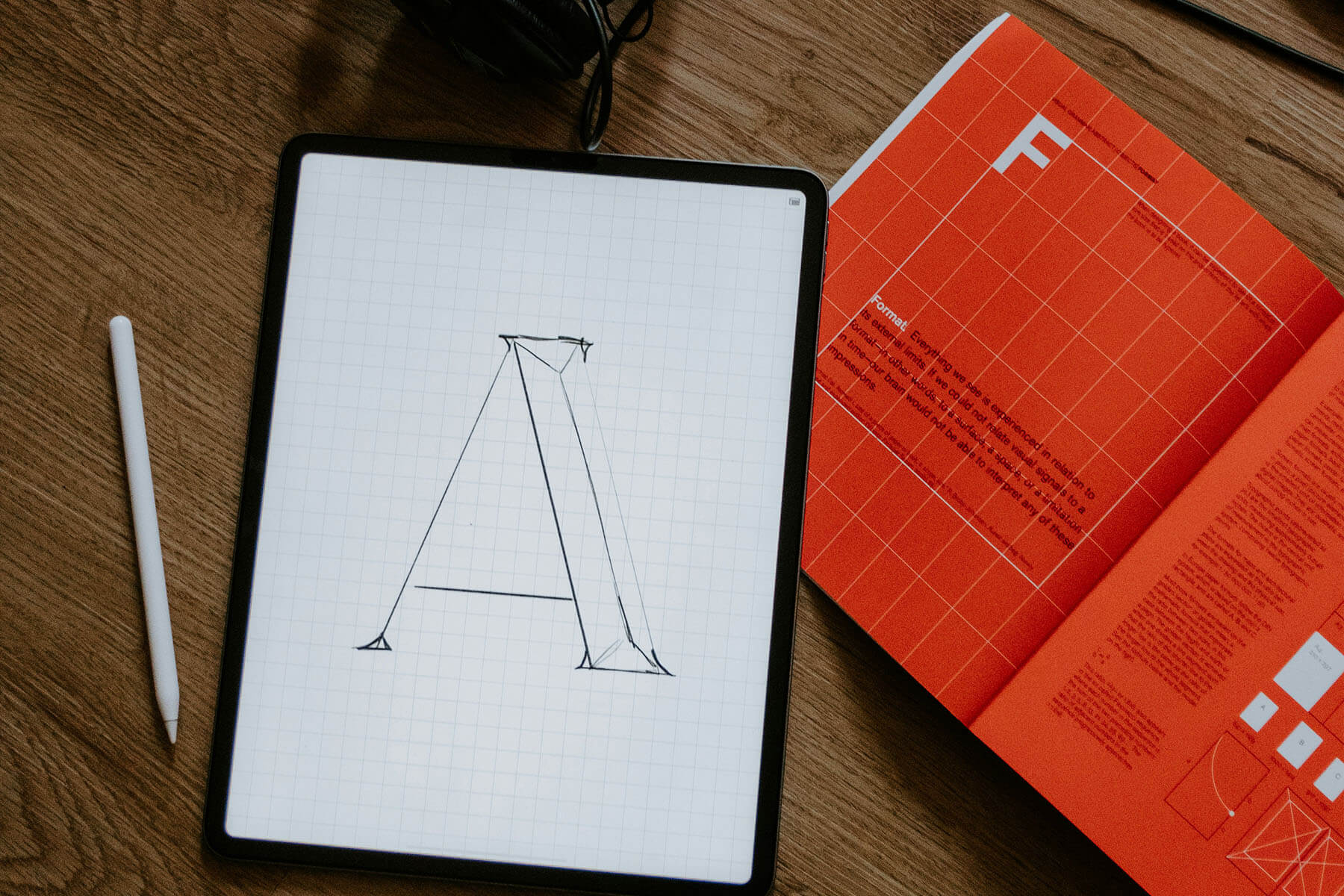 creation logo pas cher graphiste independant bordeaux infographiste freelance